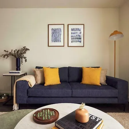 Luxury In The Heart Of Apartment